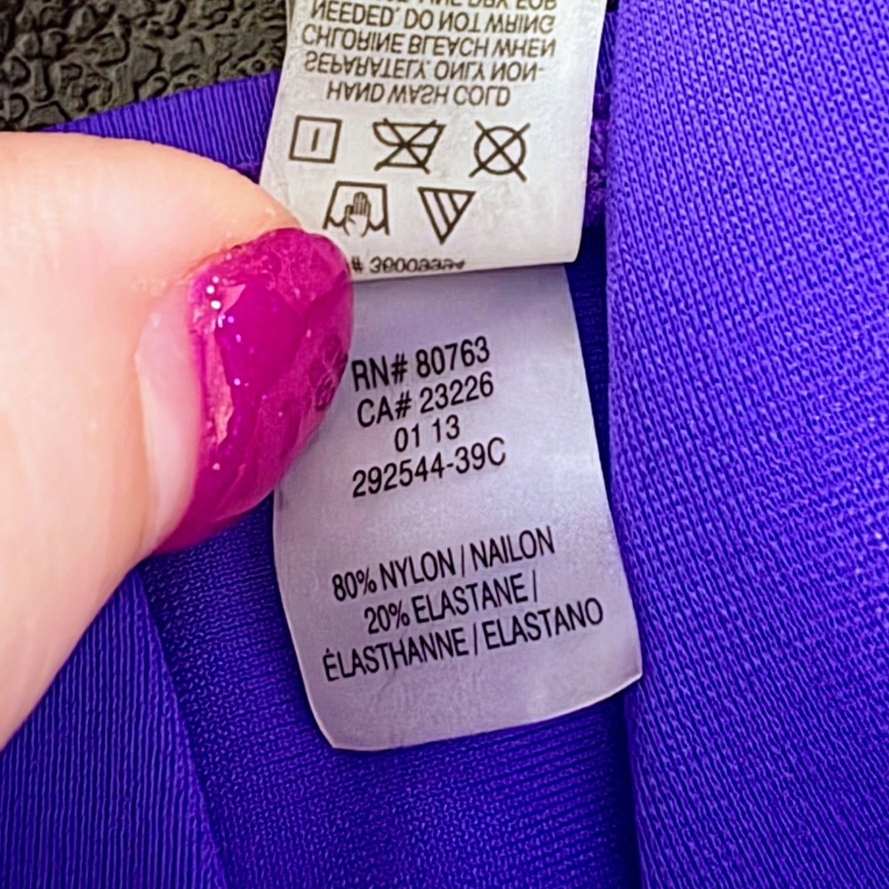 Victoria's Secret Tankini Top 💜 - Picture 13 of 13